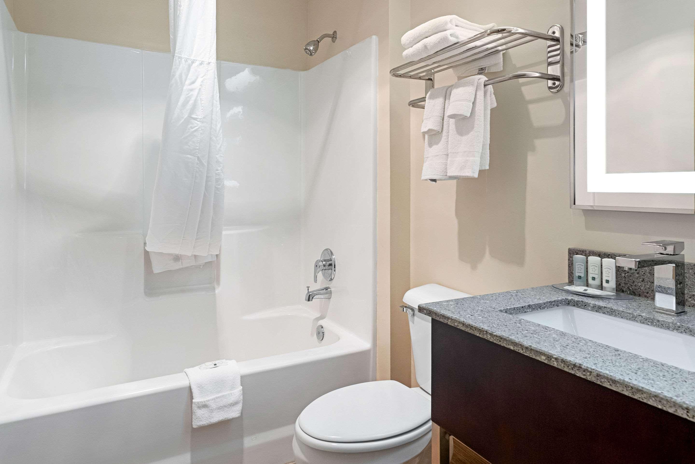 Quality Inn & Suites Robbinsville Exteriér fotografie