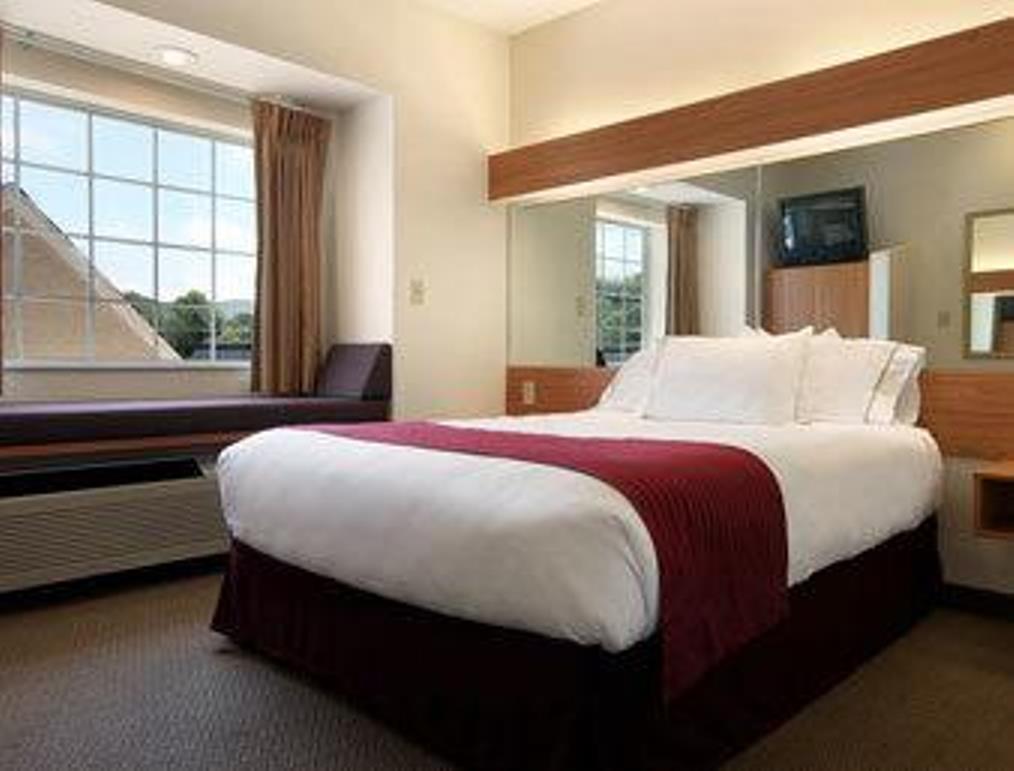 Quality Inn & Suites Robbinsville Exteriér fotografie