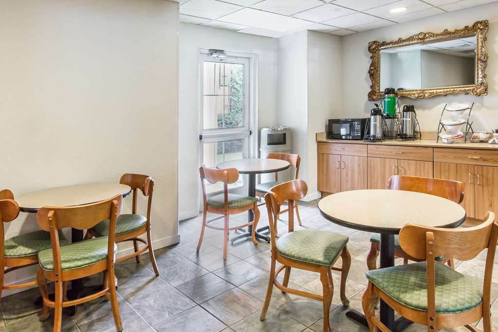 Quality Inn & Suites Robbinsville Zařízení fotografie